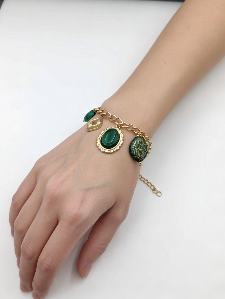Bracelet Charms Pierre Ovale Vintage – Chaîne Dorée Ajustable