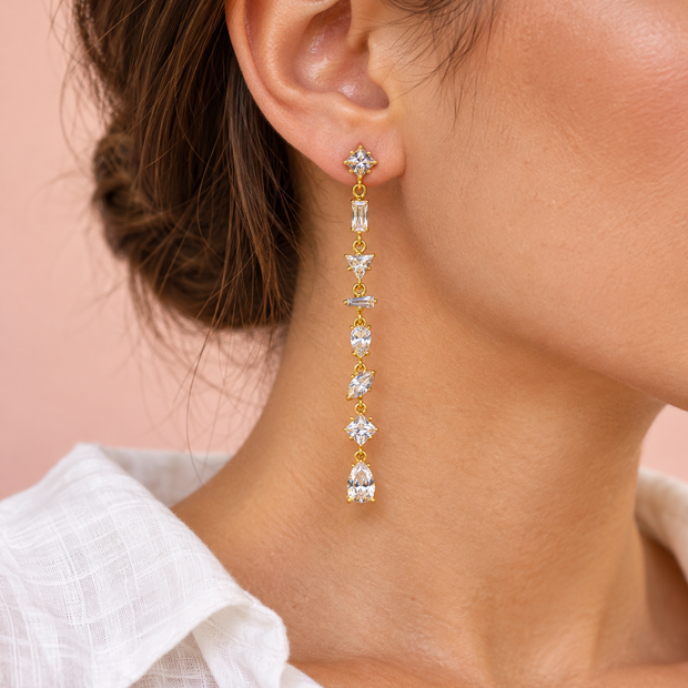 Boucles d’oreilles Prisme Doré – Transparent, portées