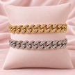 Bracelet maille gourmette à strass : comparaison des finitions dorée et argentée